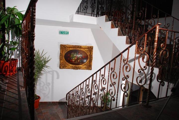 Pension Onelia Gîrda de Sus Buitenkant foto